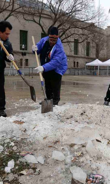 Report: Next cold-weather Super Bowl could be in Chicago, New England or D.C.